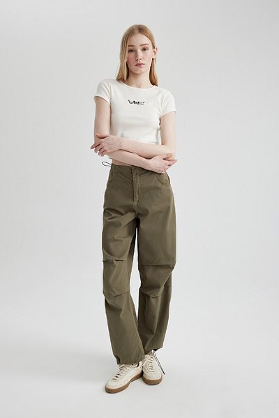 DeFacto Parachute Gabardine Trousers with Pockets and Rubber Waist A2281Ax24Sp
