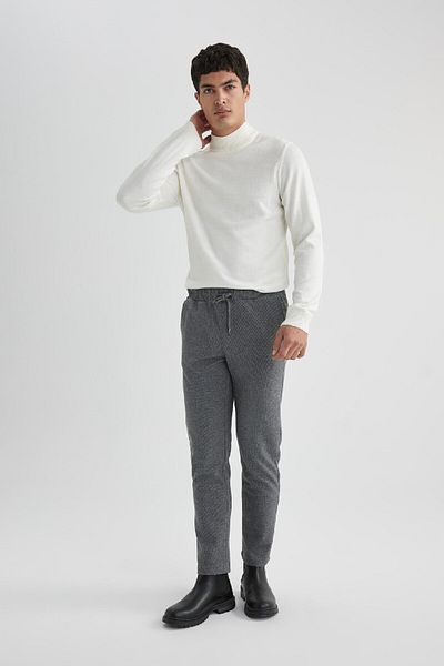 DeFacto Slim Fit Slim Fit Half Turtleneck Basic Plain Knitwear Sweater R1127Az24Sp
