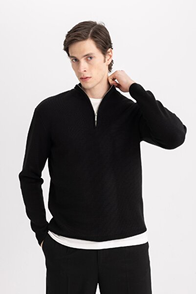 DeFacto Siyah Standart Fit Normal Kesim Dik Yaka Fermuarlı Basic Düz Triko Kazak A5184ax24au