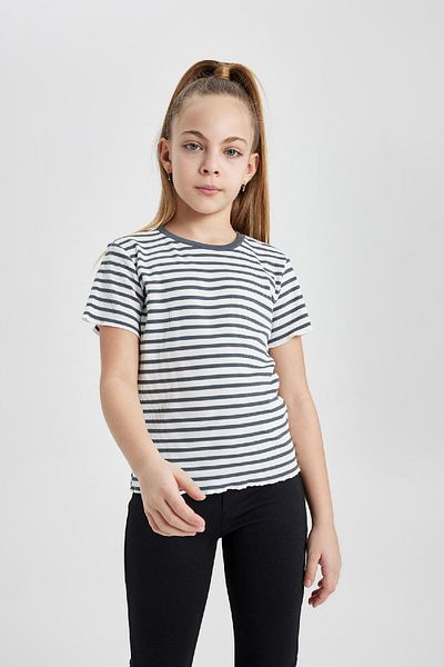 DeFacto Girls' Stripe Slim Fit T-Shirt - Crew Neck, Short Sleeve B6692A824Sm