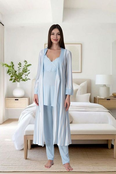 Effortt Maternity Pregnant 3-Piece Pajama Set with Breastfeeding Feature – Stylish and Comfortable