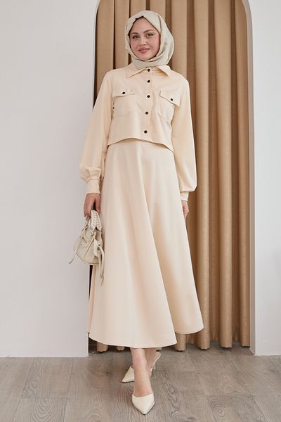 InStyle Set crem cu fustă bolero cu nasturi