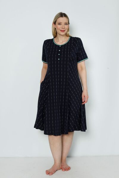 İntensive kadın lacivert desenli düğmeli cepli biyeli büyük beden kısa kollu pamuklu elbise