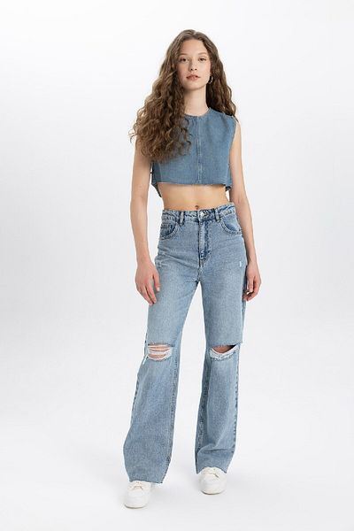 DeFacto Low-Cut-Jeansbluse mit kurzem Rücken C1420ax24sm