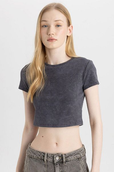DeFacto Cool Fitted Washed Faded Effect Basic Short Sleeve T-Shirt B9295Ax24Sm