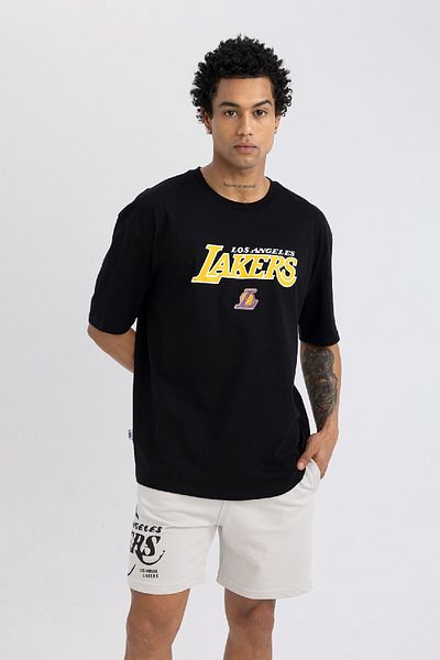 DeFacto DeFactoFit NBA Los Angeles Lakers Standard Fit Shorts B9896AX24SM