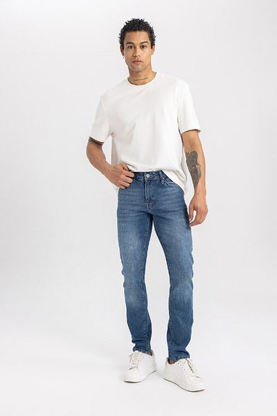 DeFacto Pedro Slim Fit Narrow Fit Regular Waist Narrow Leg Jean Trousers C0683ax24sp