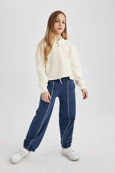 DeFacto Girl's NBA Wordmark Crop Sweatshirt - Hooded C0804a824sp