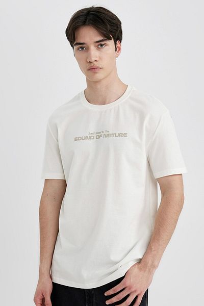 DeFacto Bedrucktes Kurzarm-T-Shirt mit normaler Passform und Rundhalsausschnitt C2082ax24sm
