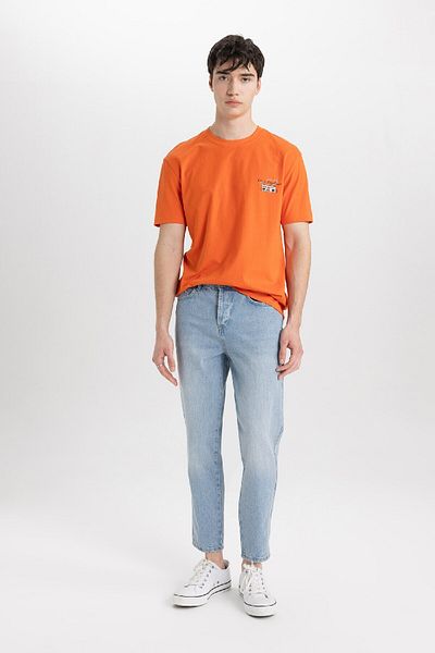 DeFacto T-shirt z okrągłym dekoltem i nadrukiem o regularnym kroju – C2130ax24sm