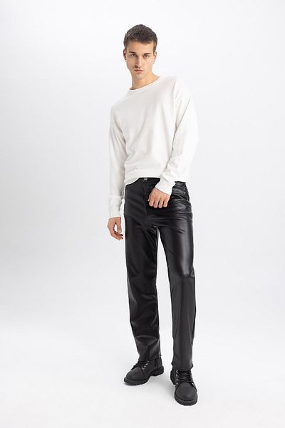 DeFacto Kunstlederhose Baggy Fit Pocket Straight Leg C2211ax23wn