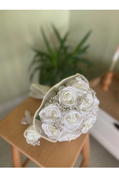 Merveparti İncili Tüllü taşlı Gül gelin buketi