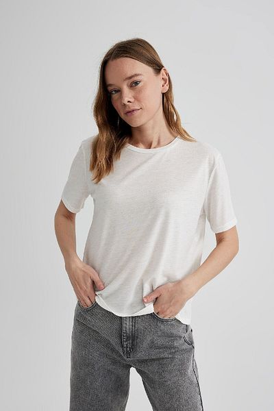 DeFacto Glittery Relax Fit Crew Neck Short Sleeve T-Shirt C1662ax24sp