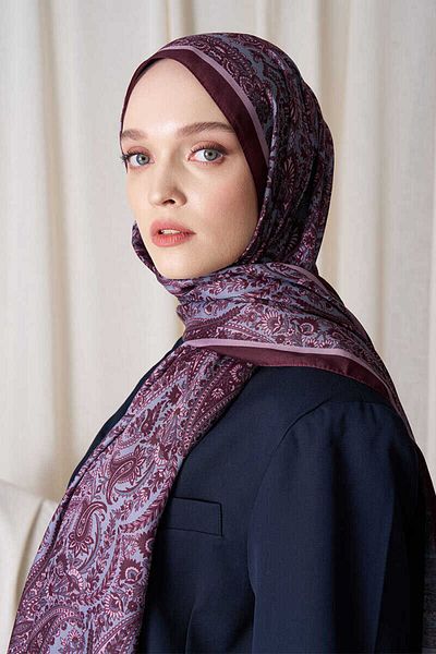 Madame Polo Σάλι με ιστορικό σχέδιο Veloria Dusty Rose