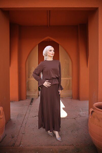 H HİJAB CENTER Acı Kahve Piliseli Etekli Takım 5076