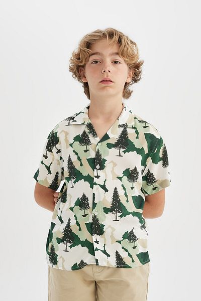 DeFacto Boy's Oversize Patterned Viscose Short Sleeve Shirt C2854A824HS