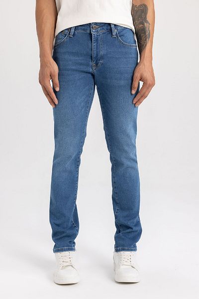 DeFacto Pedro Slim Fit Narrow Fit Regular Waist Narrow Leg Jean Trousers C3906AX24SP