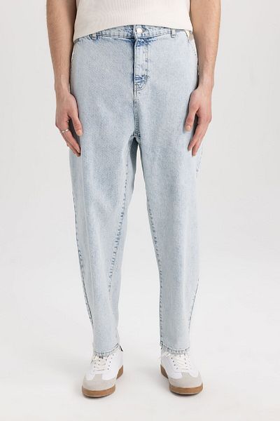 DeFacto Pantaloni de jeans cu talie normală, cu potrivire relaxată, cu potrivire confortabilă, cu picioare înguste B8321ax24sm