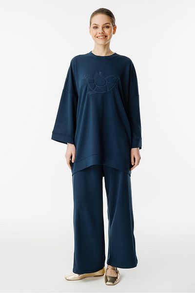 Ghisa Relief Detailed Suit Navy Blue
