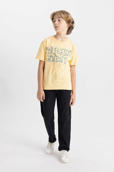 DeFacto Boy's Short Sleeve Crew Neck T-Shirt - C4652A824HS