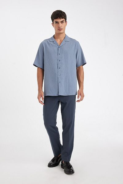 DeFacto Relax Fit Crinkle Kurzarmshirt C4127ax24au
