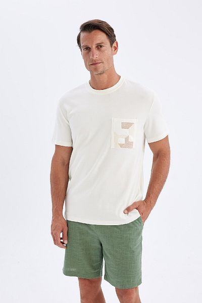 DeFacto Tričko Regular Fit Crew Neck s potištěným krátkým rukávem C4134ax24sm