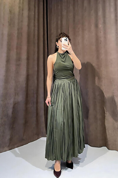 Damla Demli تنورة ماكسي مطوي