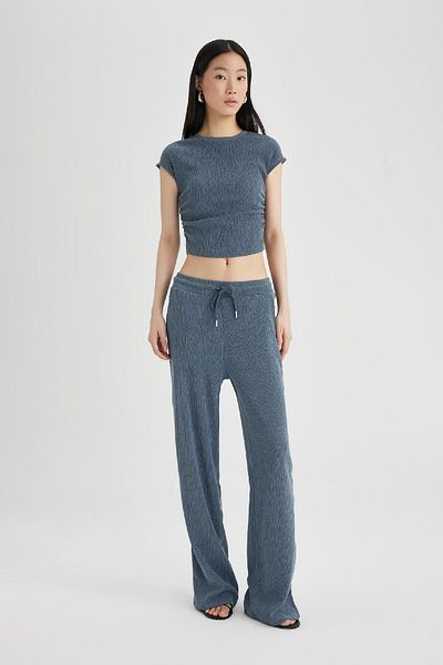 DeFacto Μπλουζάκι Bürümcük Slim Fit Crew Leck με κοντό μανίκι C2691ax24sp