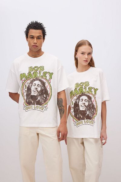 DeFacto Unisex Bob Marley One Love Oversize Fit Crew λαιμόκοψη κοντομάνικο μπλουζάκι C5039ax24sm