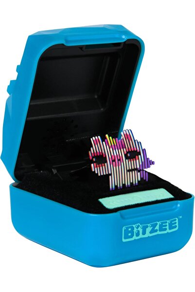 Bitzee لعبة تفاعلية سحرية تحتوي على 20 شخصية بداخلها