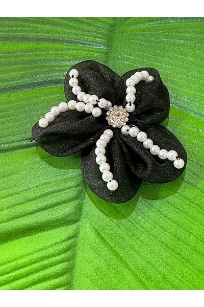 Gönülden Tasarım Black Flower with Pearl Beads Coat of Arms Sewing Applique 9X9 cm