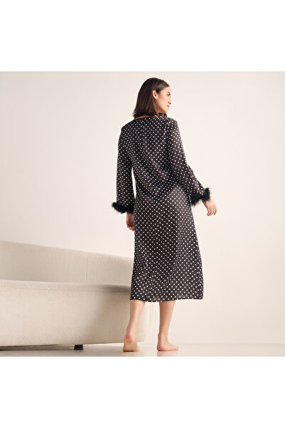 FAV All-over Print Sleepshirt With Long Sleeves And V-neck