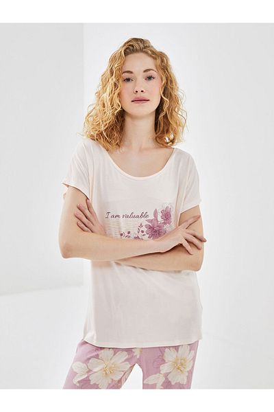 LC Waikiki Crew Neck Floral Women's Pajamas Set