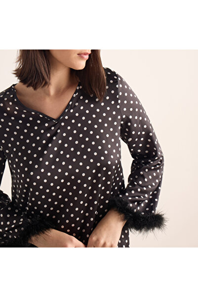 FAV All-over Print Sleepshirt With Long Sleeves And V-neck
