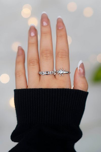 The Collection Set of 2 Zircon Stone Chain and Sun Model Silver Adjustable Women's Ring Set (2 Rings)