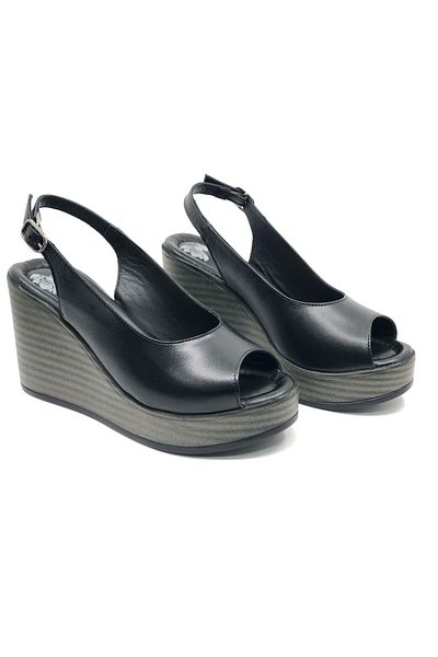 Kocamanlar Ayakkabı Venus Torik Genuine Leather Comfort Orthopedic Padding Sole Women's Sandals Black