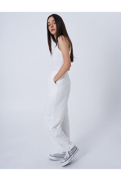 Kayra Relaxed Cut Leg Lace up Trousers Ecru