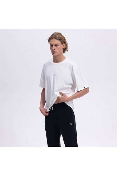 Ellesse Men's Off-White T-Shirt Em376