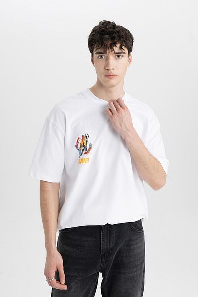 DeFacto Marvel Avengers Oversize Wide Fit Crew Neck Back Printed Short Sleeve T-Shirt B5508Ax24Sp