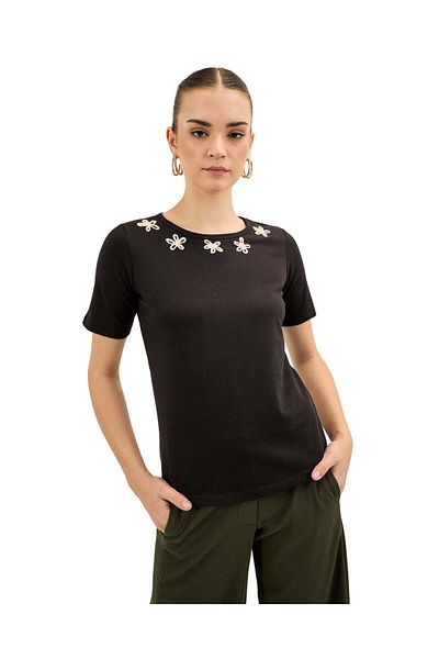 Salt Attire Round Neck Stylish Women's Top Elegant Versatile & Comfortable Casual Wear