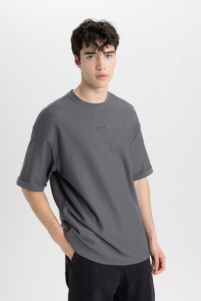 DeFacto Άνετη εφαρμογή - Μπλουζάκι με στάμπα με λαιμόκοψη B5916ax24sp