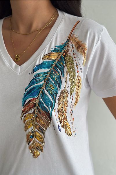 FEMELLE Women's White V-Neck Large Feather Pattern Sequin Embroidered 100% Cotton T-Shirt