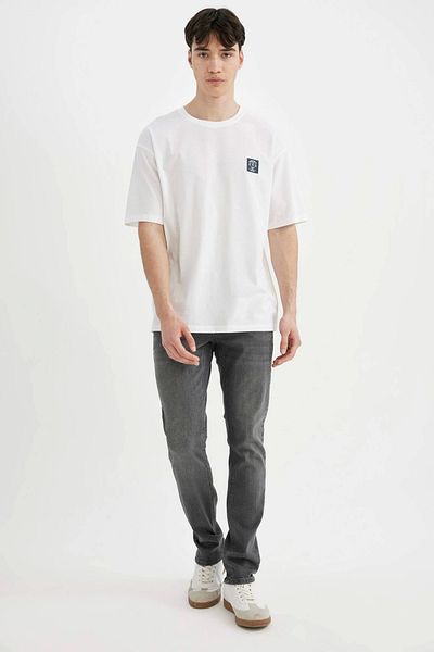 DeFacto C4081 Λευκό Comfort Regular Fit Άνετο μπλουζάκι με κοντό μανίκι με στάμπα στην πλάτη