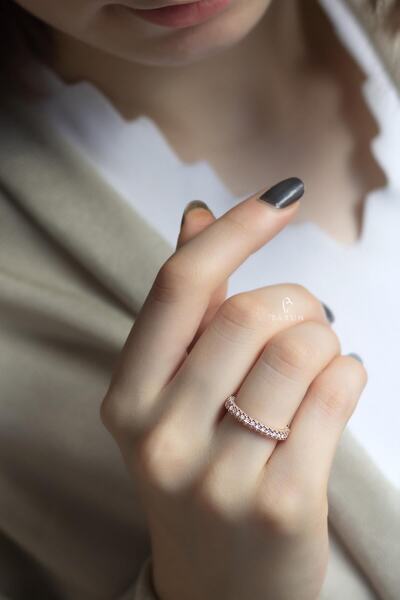 BY BARUN SİLVER Baget Yüzük Tektaş Tam Tur Alyans Pırlanta Görünümlü 925 Ayar...