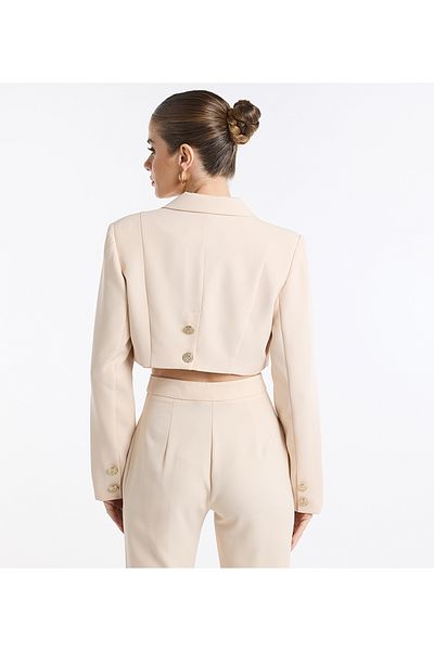 BCBG CROPPED BLAZER WITH BUTTON DETAIL