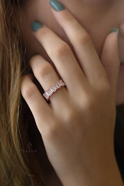 BY BARUN SİLVER Baget Yüzük Tektaş Tam Tur Alyans Pırlanta Görünümlü 925 Ayar...