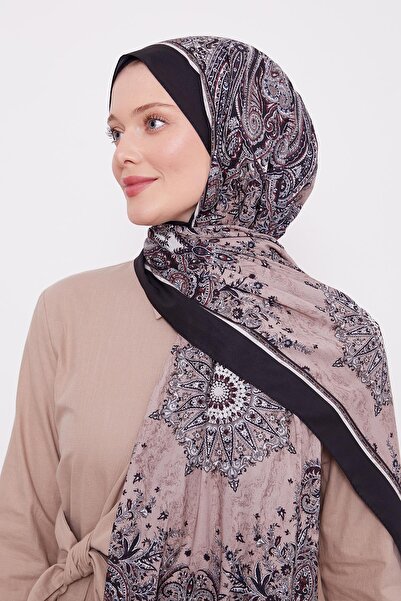 Levidor Μαύρο-καφέ σάλι αγάπης με γεωμετρικό σχέδιο