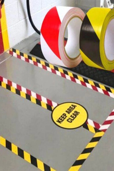 Kardelen İş Elbiseleri 5 cm x 30 m Sarı-Siyah Yer İşaretleme Bandı – Güvenlik...