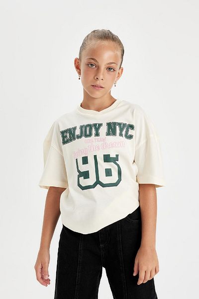DeFacto Girl's Relax Fit V-Neck Text Printed Short Sleeve School T-Shirt C8282A824Au