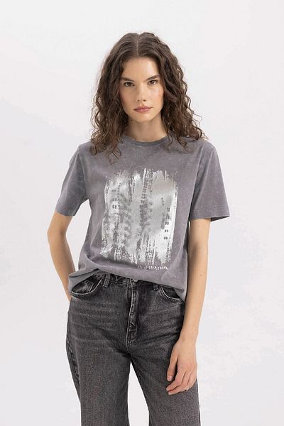 DeFacto Crew Neck Printed Regular Fit Combed Cotton T-Shirt - C7729ax24sm